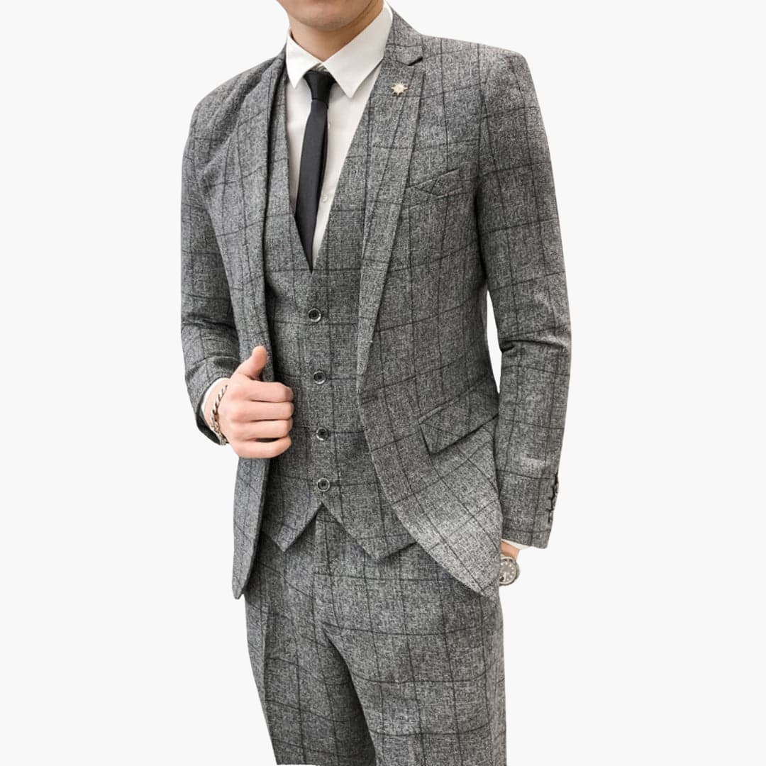 Classic 3 Piece Suit with Blazer and Check Pattern