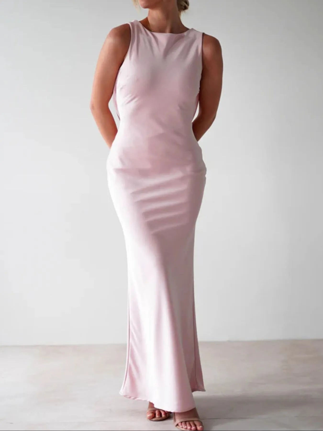 Luxurious Strapless Evening Gown