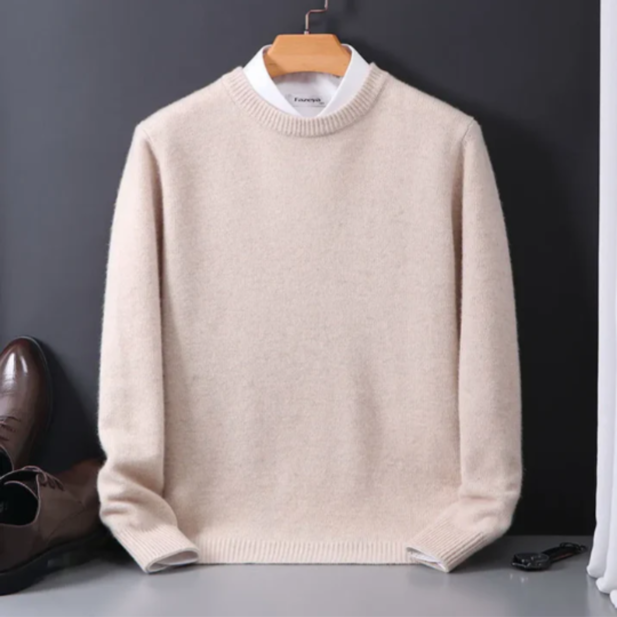 Luxurious Men's Cashmere Crew Neck Pullover Sweater
