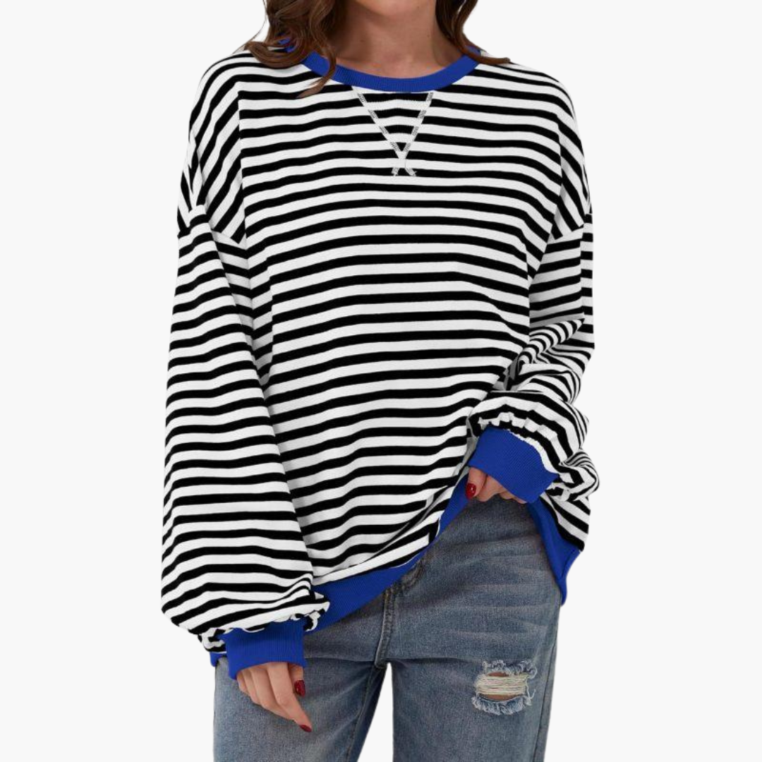 Comfy Women's Horizontal Sweatshirt – Relaxing Full Sleeve Top