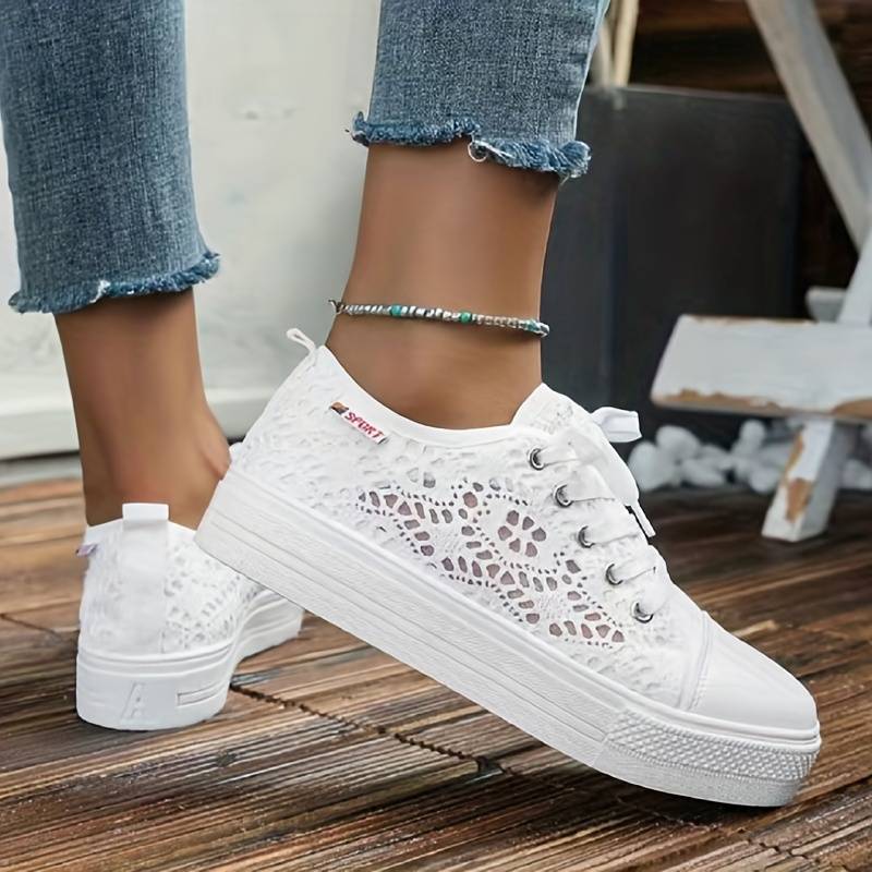 Airy Women's Running Shoes Lightweight Cutout Sneakers