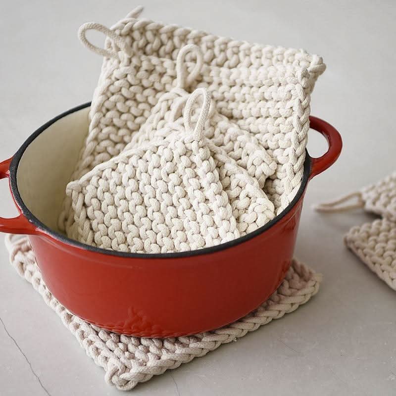 Thick Knitted Oven Mitt With Hang Loop