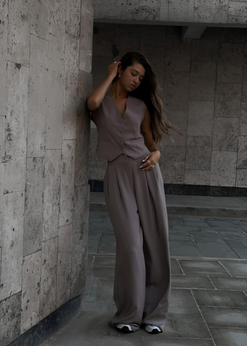 Stylish Women's Vest Jacket Set