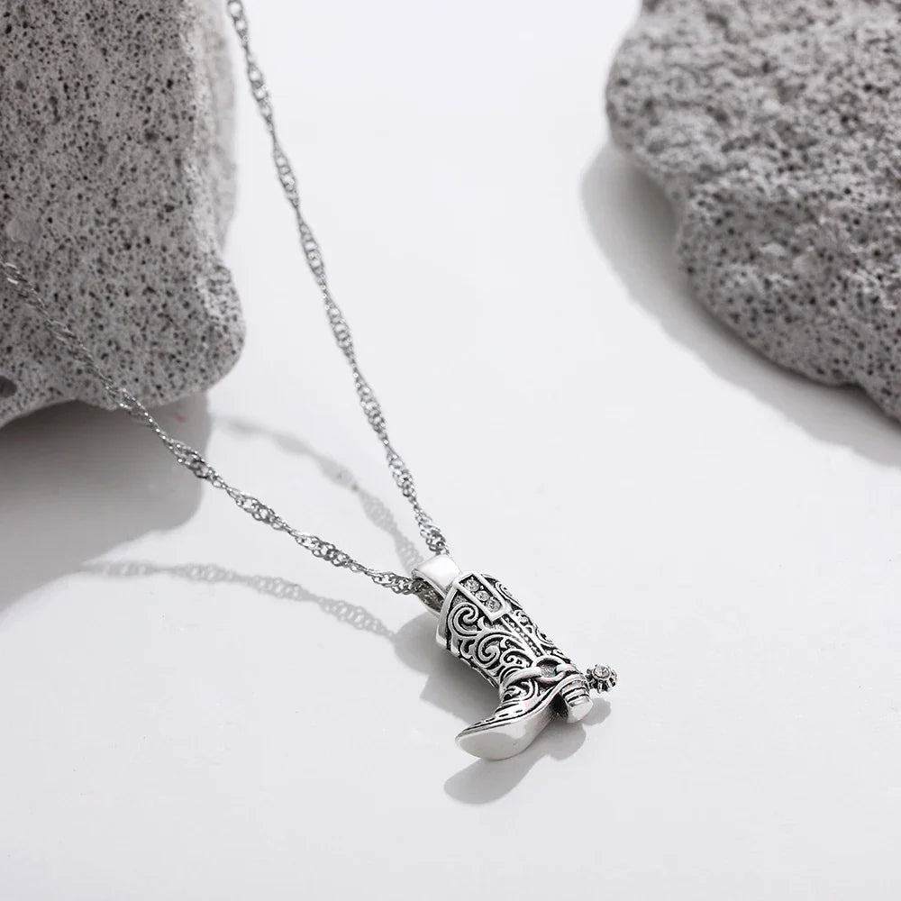 Rustic Western Style Pendant Necklace