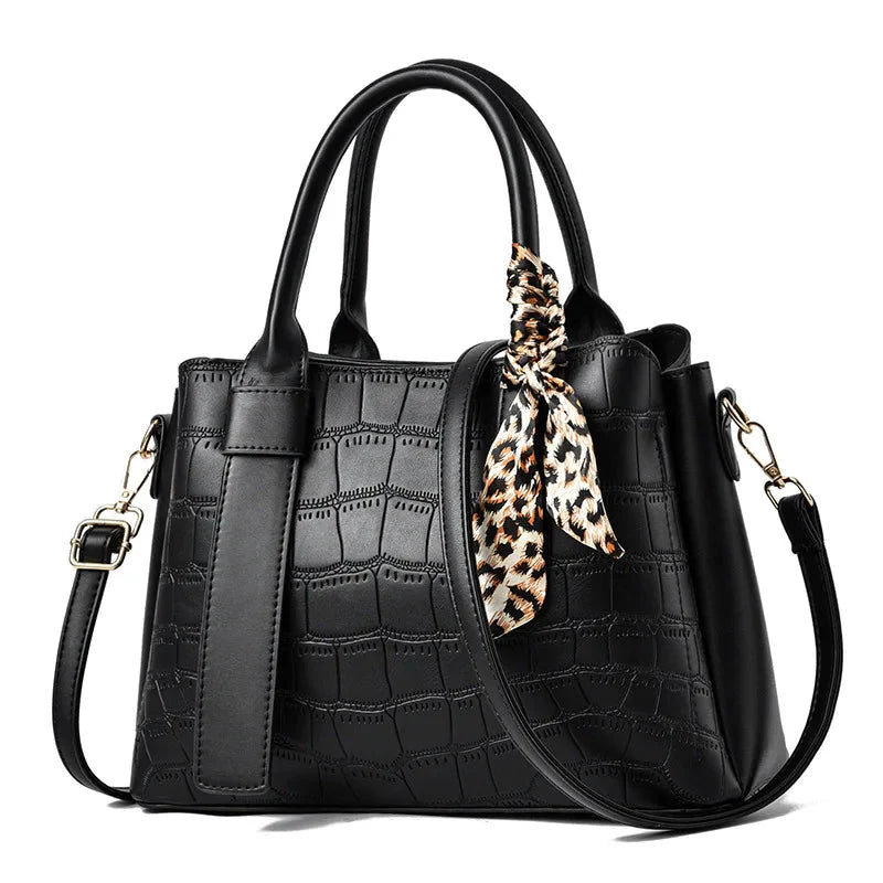 CHRISTINE™ LEATHER BAG Caliboot