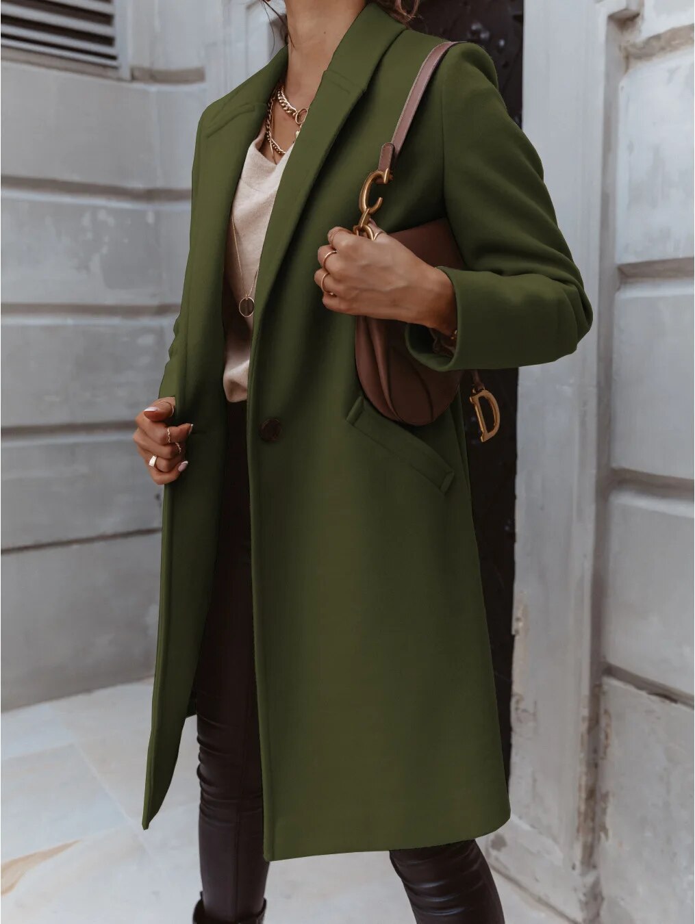 Ladies Classic Fit Wool Coat Button Front