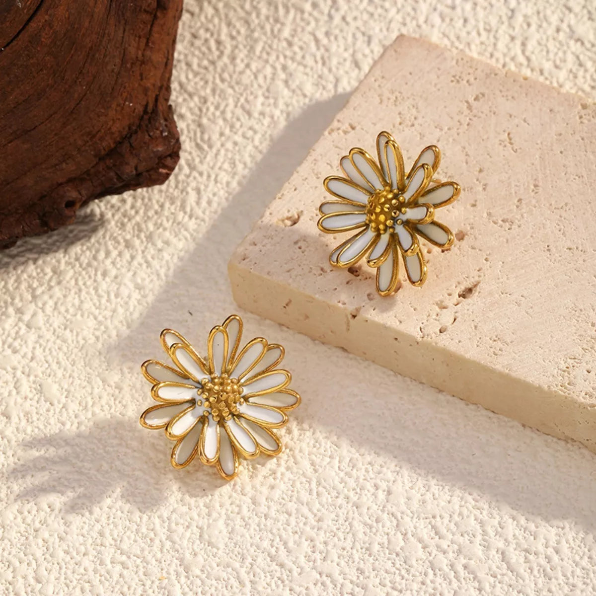 Luxury Gold Flower Stud Earrings - EasyApparels