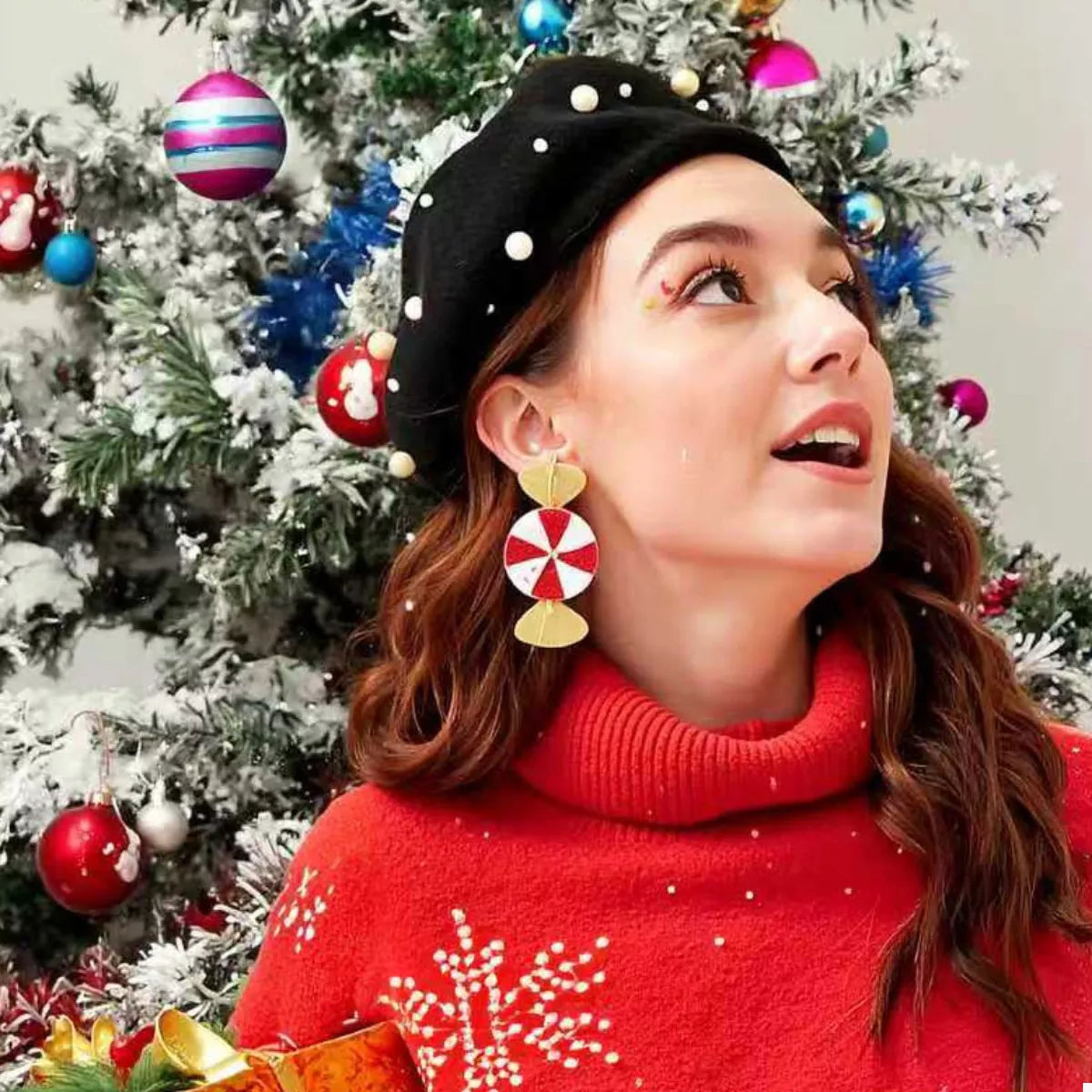 Holiday Sweetheart Dangle Earrings - EasyApparels
