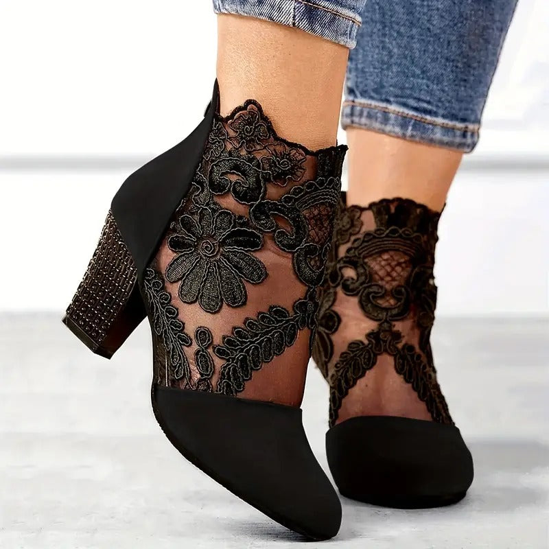 Comfortable Bridal Lace High Heels with Padded Insoles