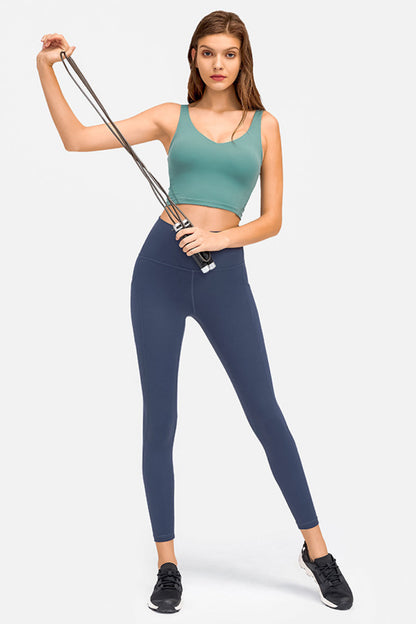 Low Cut Seamless Crop Top Sports Bra