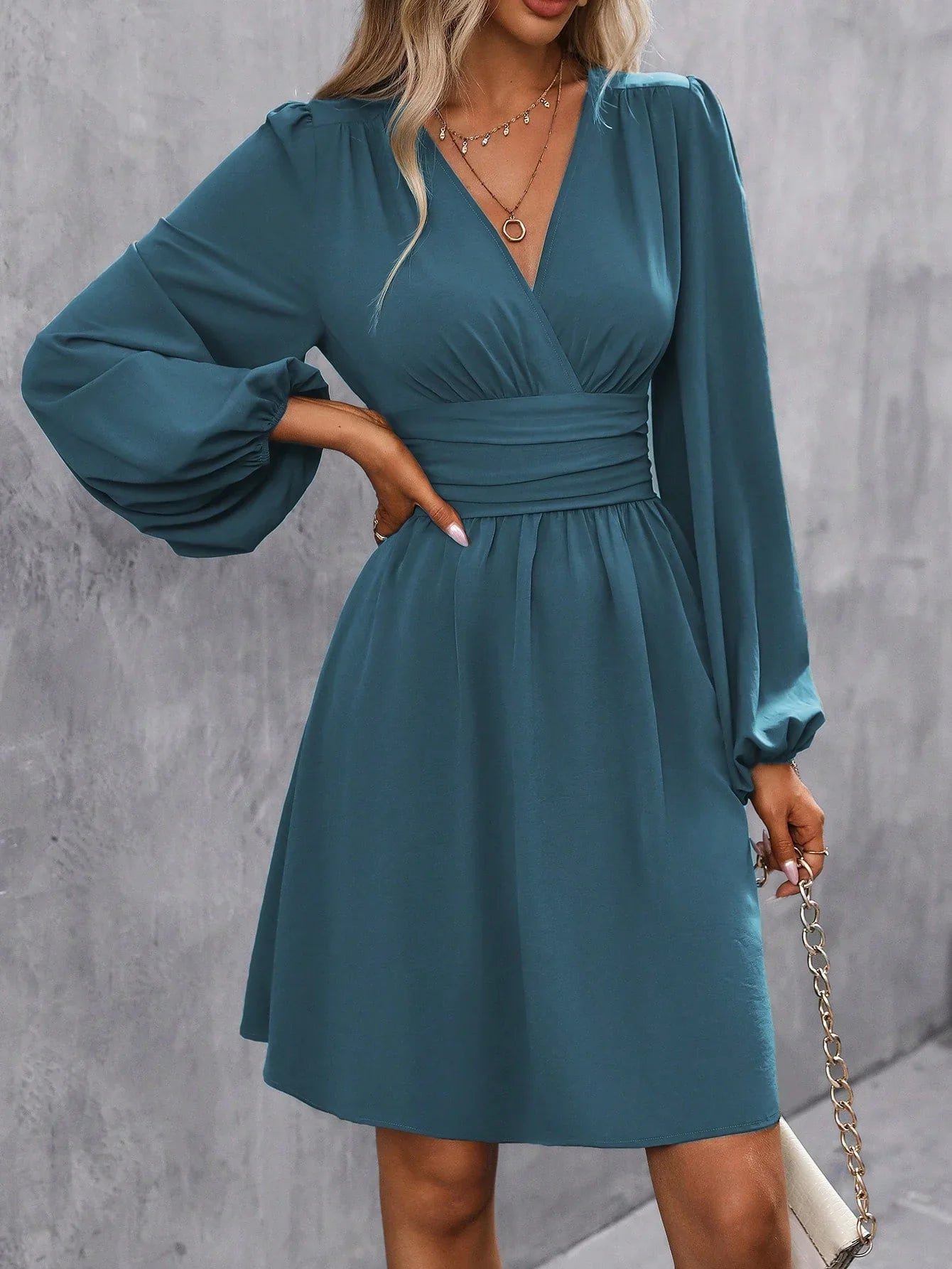 Beautiful Flowy Knee Length Dress - EasyApparels