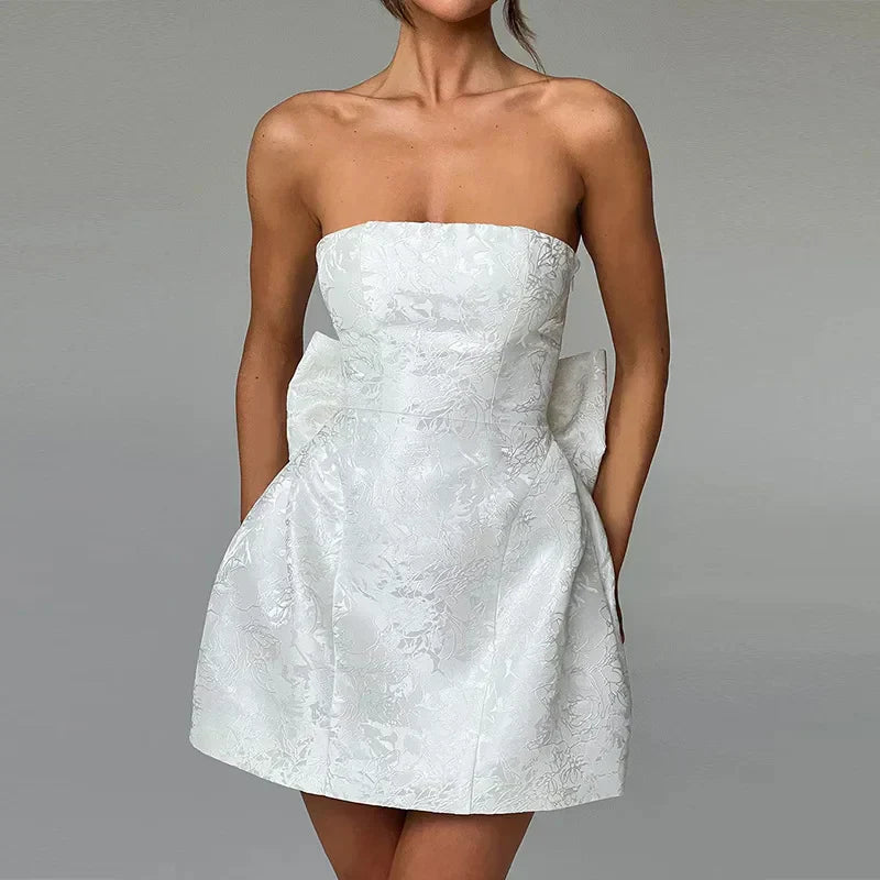 Glamorous Evening Halter Neck Dress - Vossary