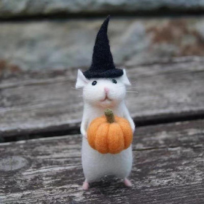 Adorable Felt Pumpkin Mouse Figurine - Luxicro