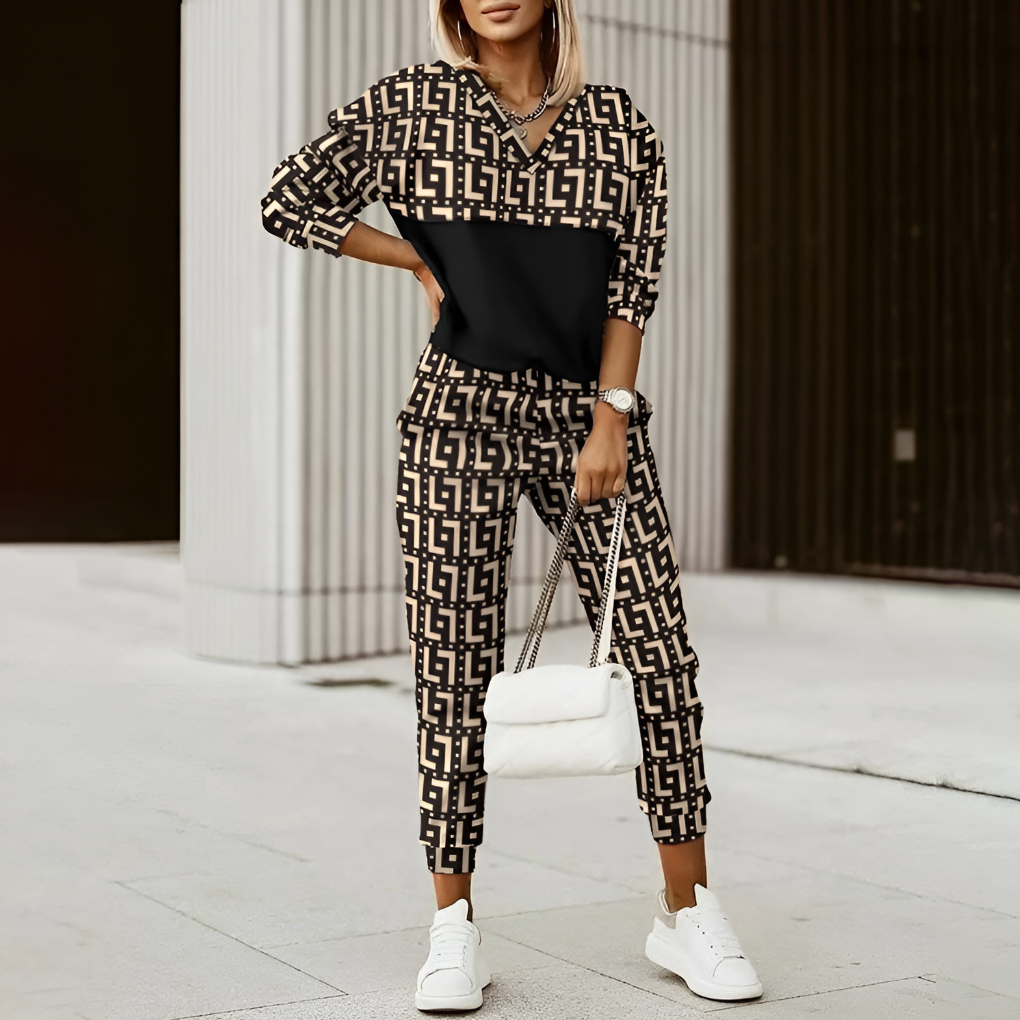 Ladies Athletic Sweat Suit - Vossary