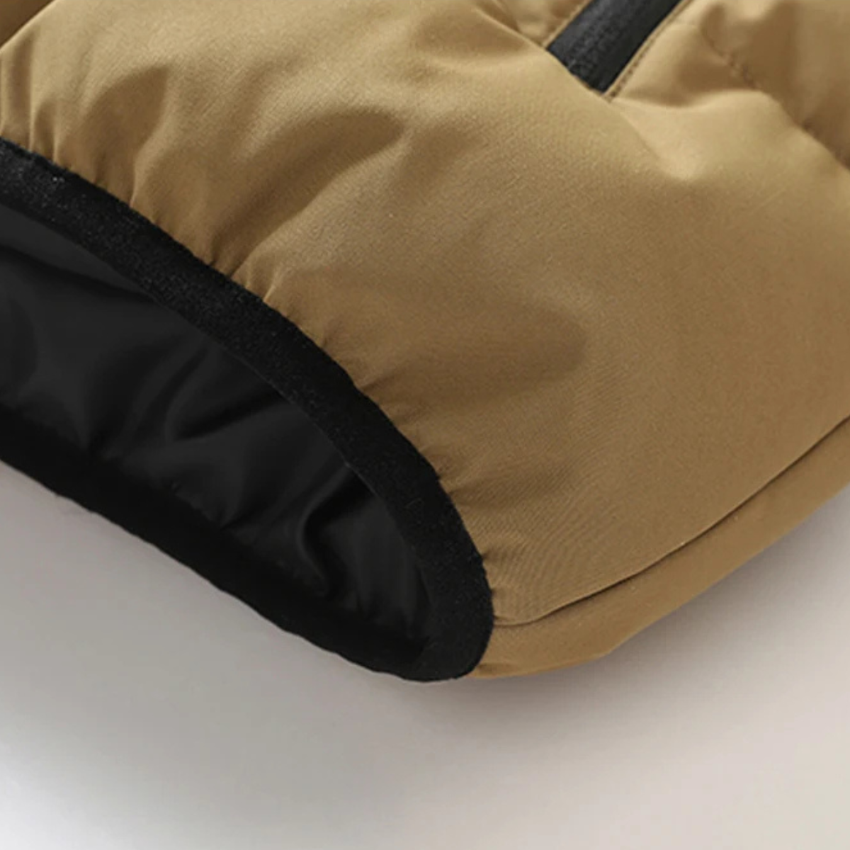 Thermal Mens Insulated Hooded Puffer Vest with Zip Pockets