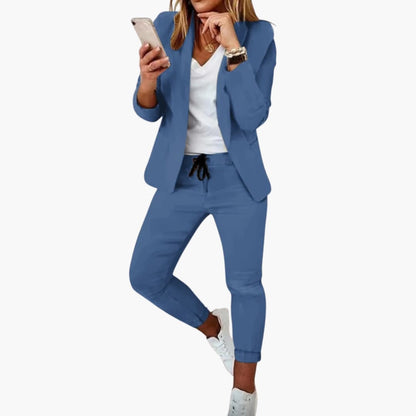 Comfortable Women's Tracksuit - Jacket with Sweatpants - Vossary