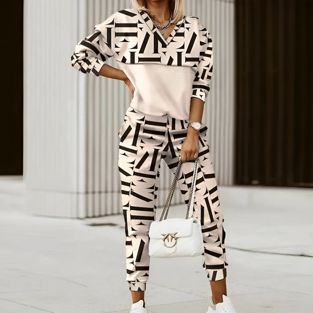 Ladies Athletic Sweat Suit