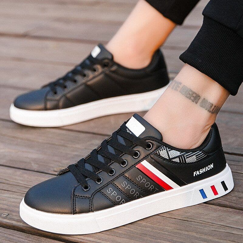 Comfy Men's Running Shoes with Grip Soles and Lace Up