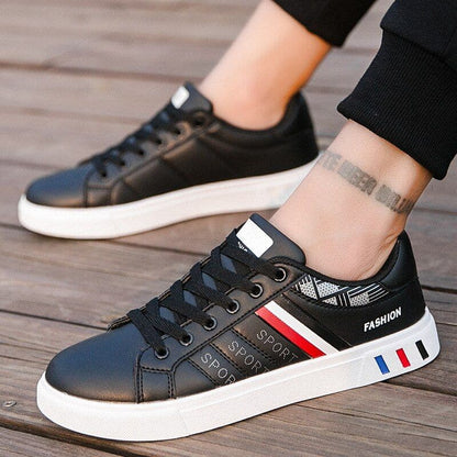 Comfy Men's Running Shoes with Grip Soles and Lace Up