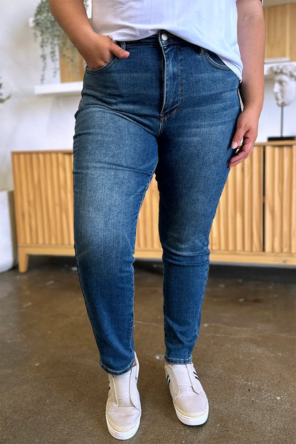 Comfortable High Waisted Slimming Dark Jeans - EasyApparels