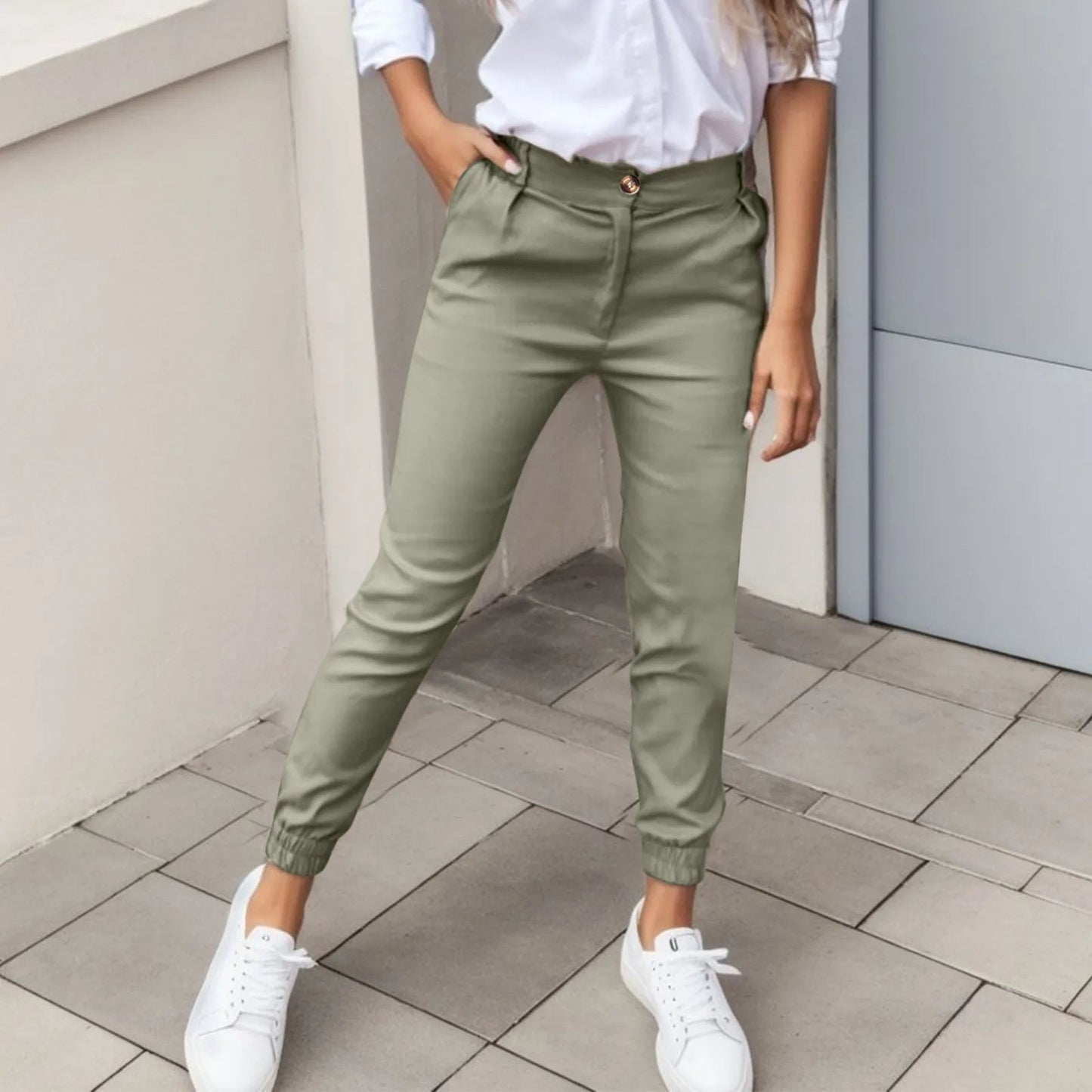 Comfortable Fitness Pants with Pockets