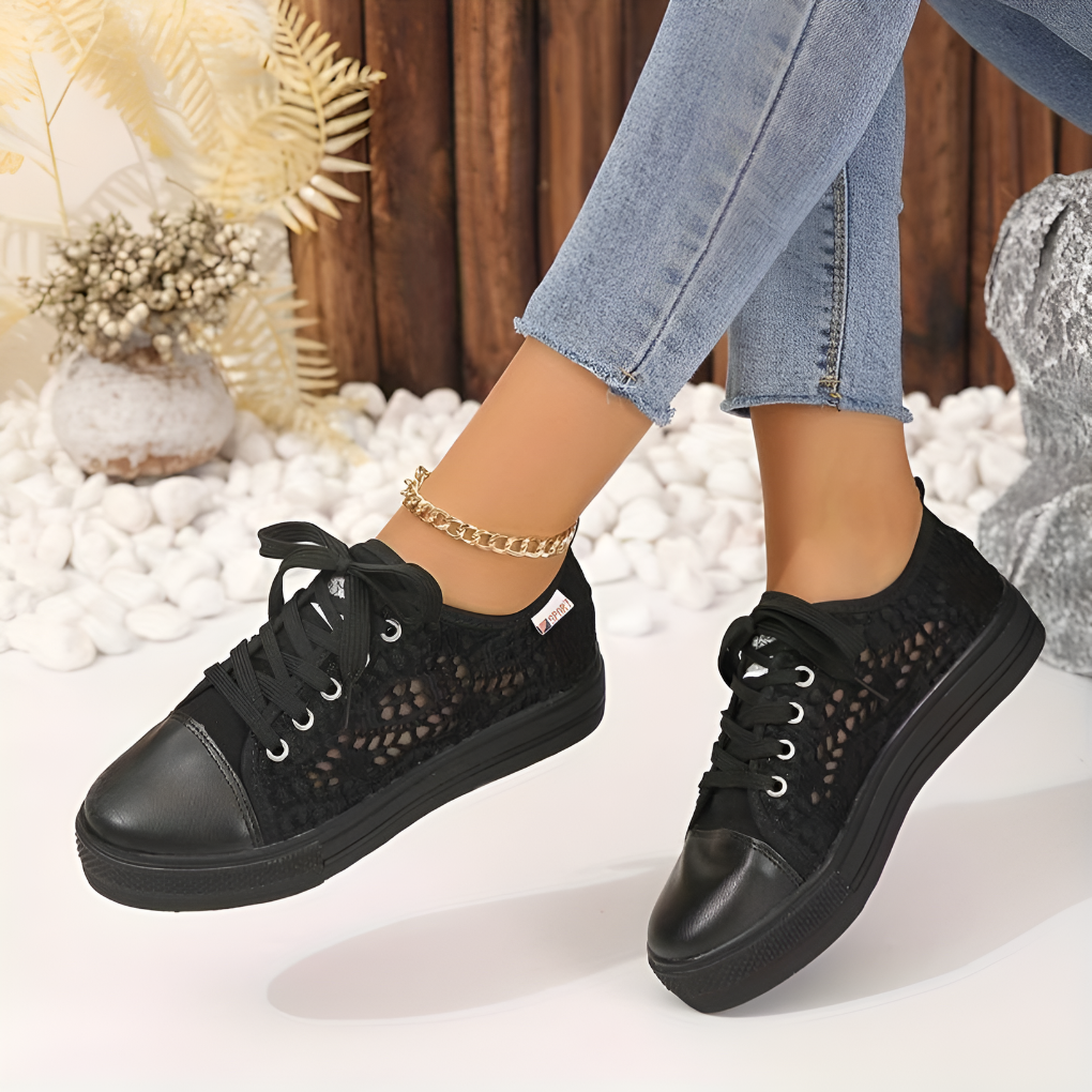 Stylish Women's Mesh Running Shoes - Vossary