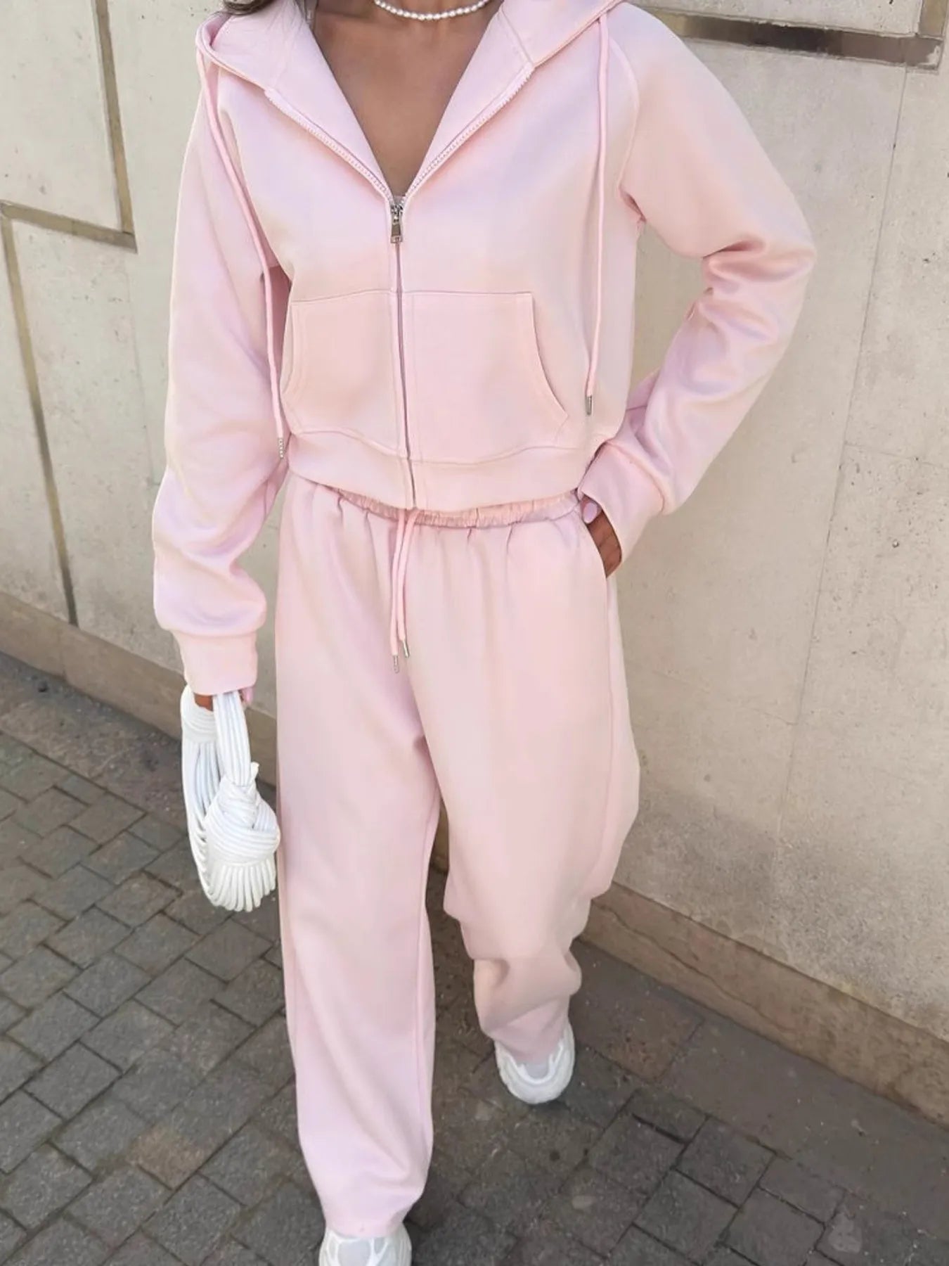 Comfortable Hooded Sweat Suit Set - EasyApparels
