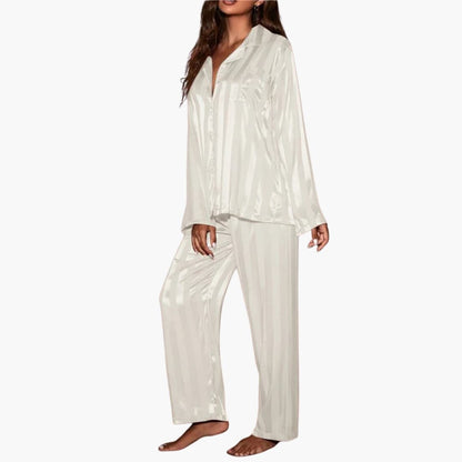 Soft Ladies Sleepwear Set with Long Sleeve Top and Bottoms
