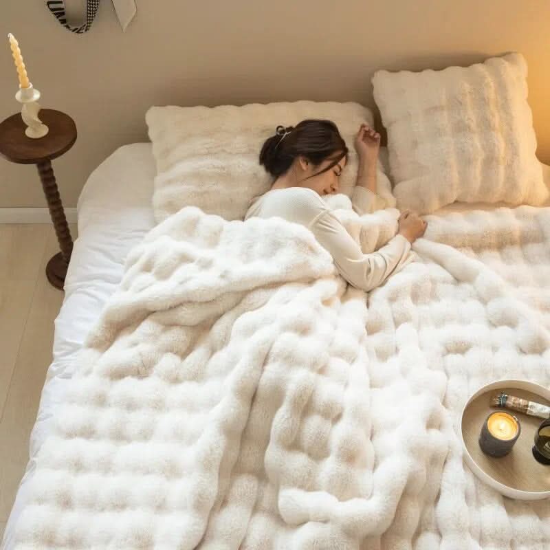 Plush Cozy Quilted Throw Blanket - EasyApparels