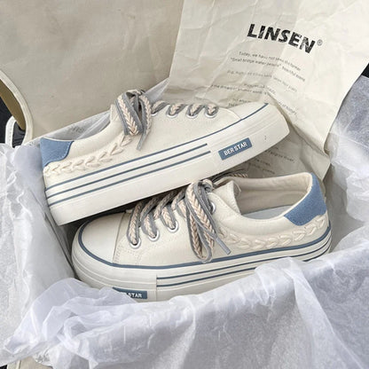 Comfortable Lace Up Canvas Shoes