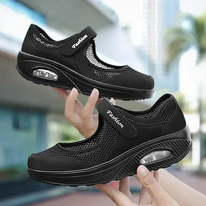 Free Moving Comfort Shoes