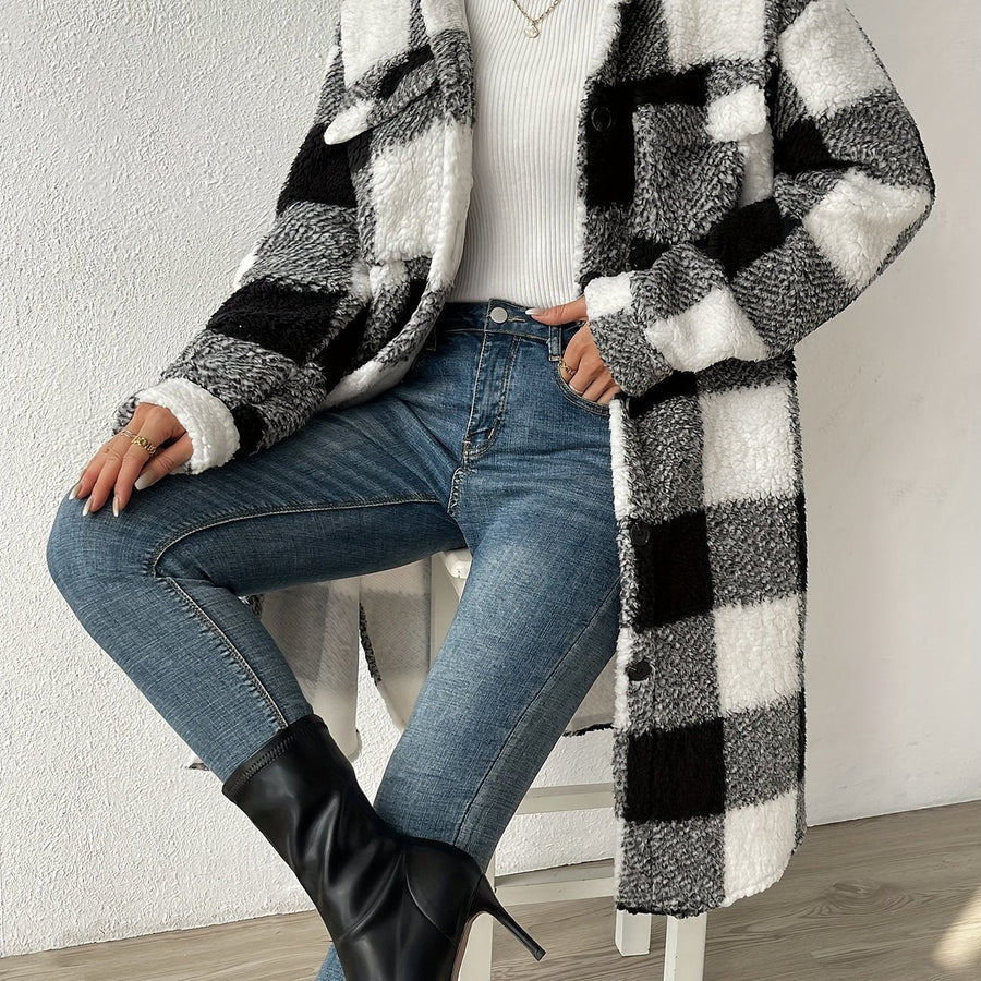 Plush Checked Ladies Coat Soft Oversized Fit
