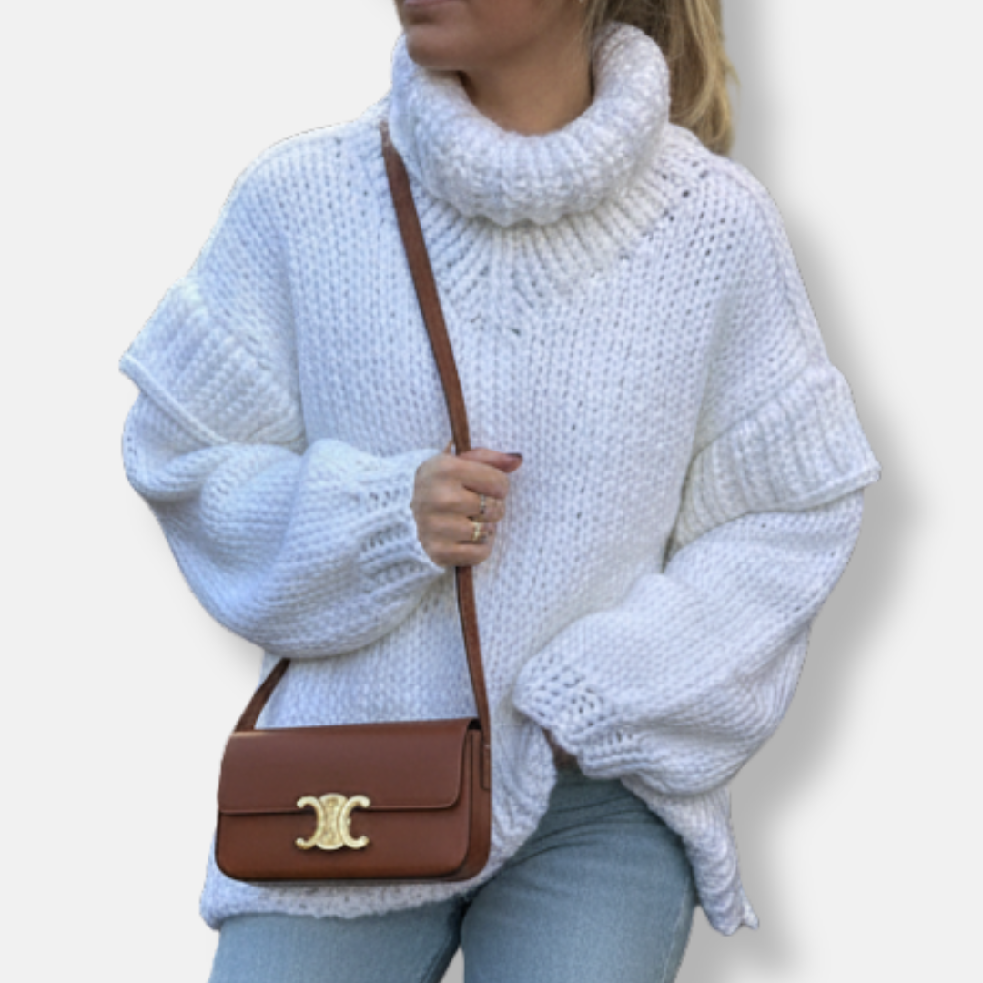 Cozy Oversized Women's Wool Turtleneck Sweater