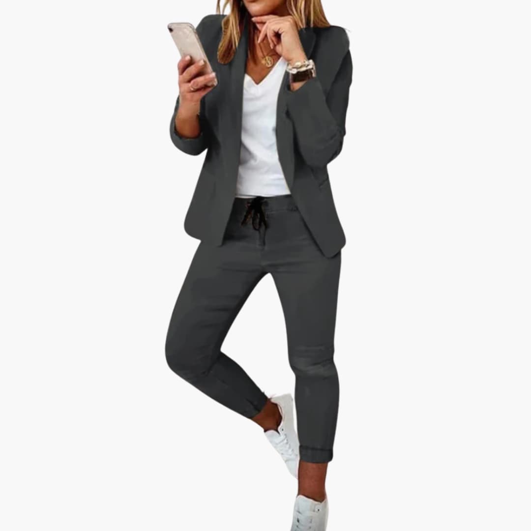 Comfortable Women's Tracksuit with Jacket and Pants