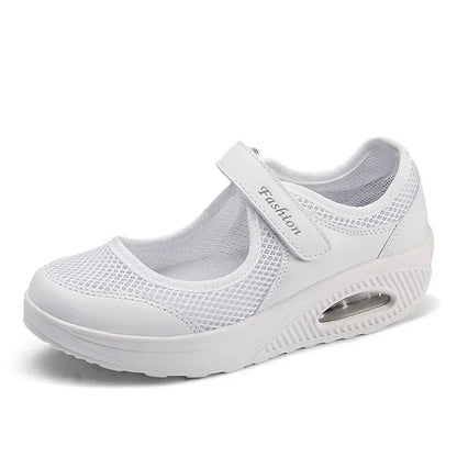 Free Moving Comfort Shoes