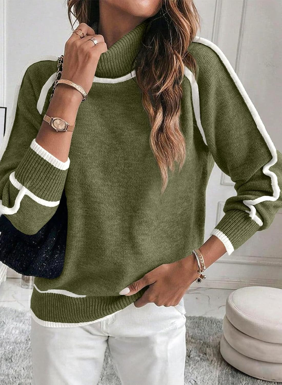Cozy Female Crew Neck Pullover Sweater