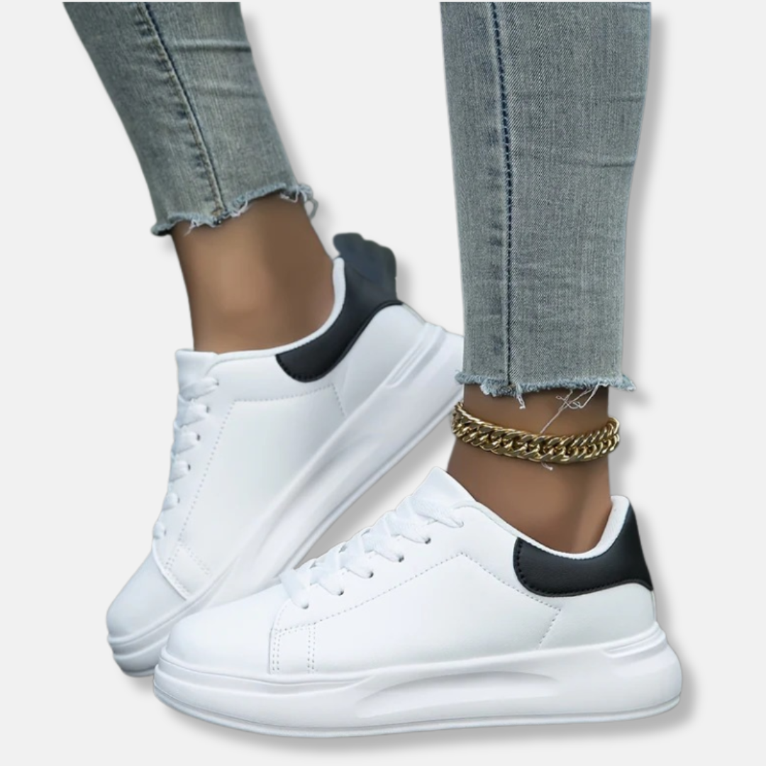 Fashionable Low Top Trainer Shoes