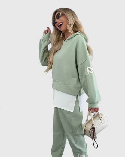 Cozy Home Kezlynn Set - Vossary
