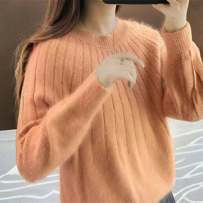 Soft Women's Ribbed Cashmere Crew Sweater