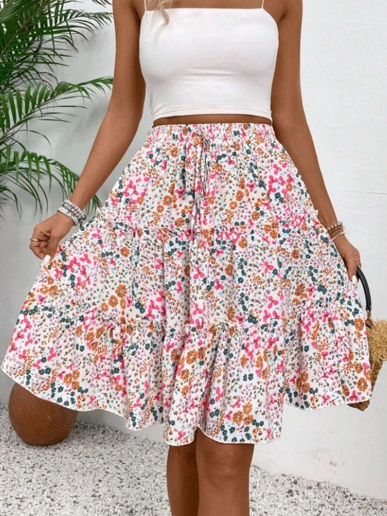 Pretty Patterned Knee Length Skirt