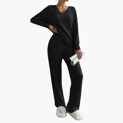 Comfortable Women's V-Neck Ribbed Loungewear Set