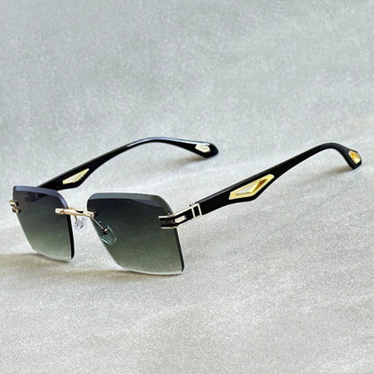 Fashionable Women's Sunglasses