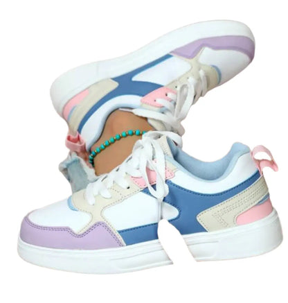 Stylish Sneakers - Comfortable Fit & Trendy Design