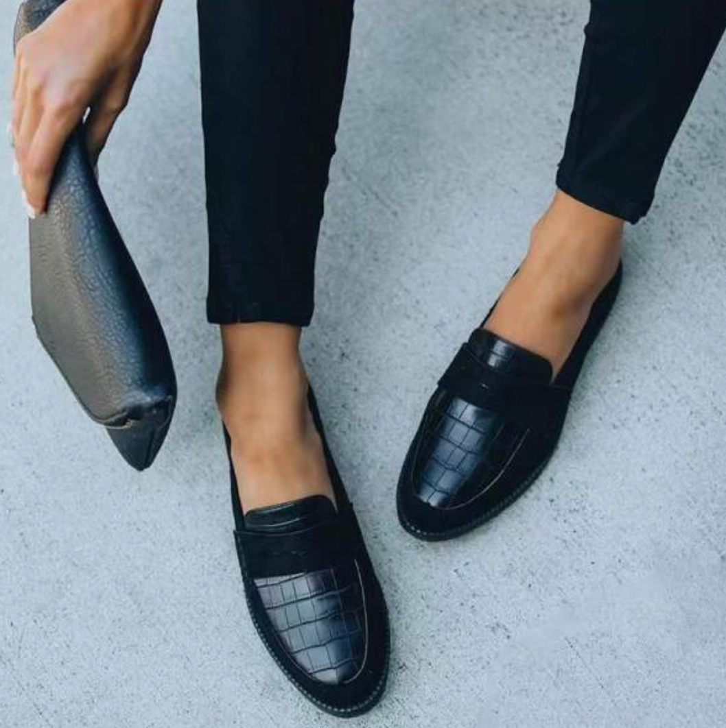 Comfortable Slip On Crocodile Shoes for Women - Vossary