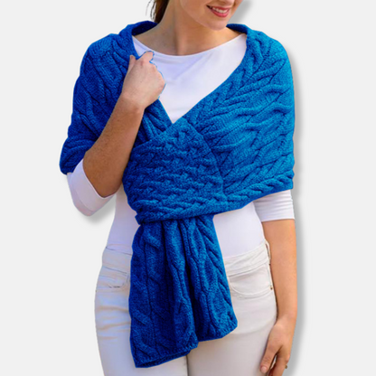 Cozy Women's Wool Cable Knit Scarf