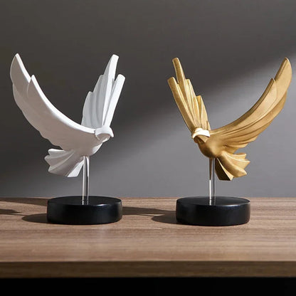 Luxury Golden Eagle Desk Statue