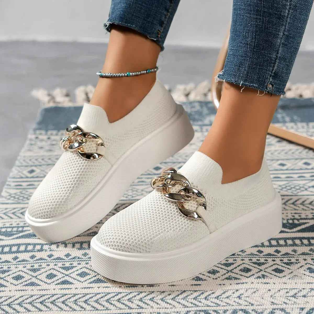 Lightweight Women's Slip On Shoes – Comfortable & Casual