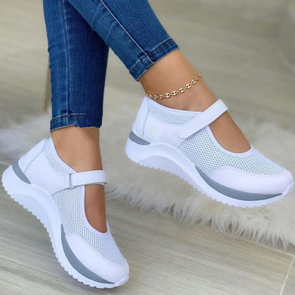 Airy Lightweight Women's Sneakers - Soft and Cushioned - Luxicro