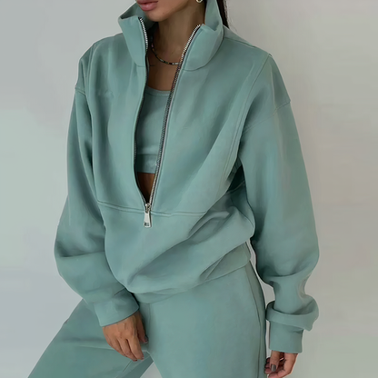 Comfortable Women's Tracksuit for Fitness and Everyday Wear