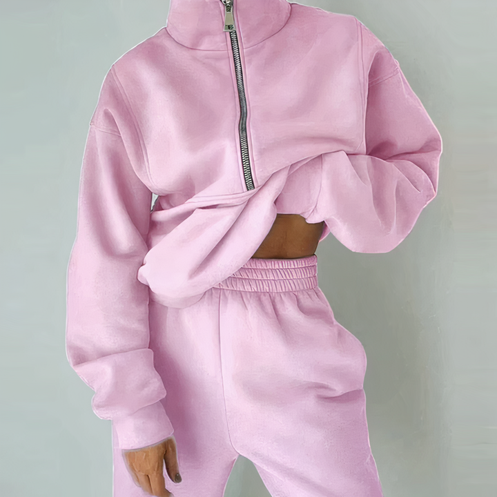 Comfortable Women's Tracksuit for Fitness and Everyday Wear